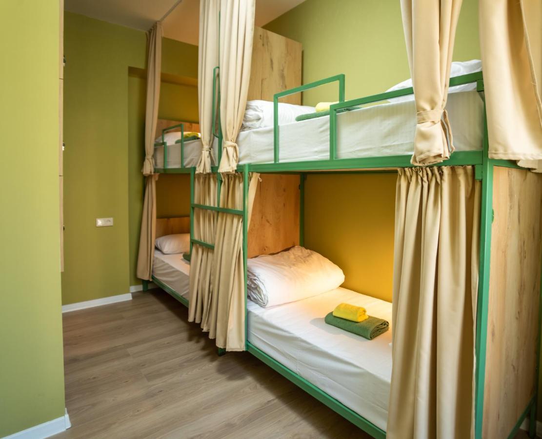 La Casa Emilioangi Hostel Yerevan Bagian luar foto