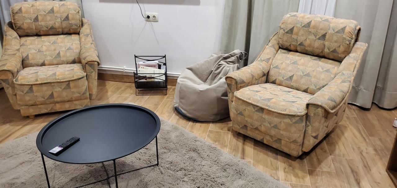 La Casa Emilioangi Hostel Yerevan Bagian luar foto