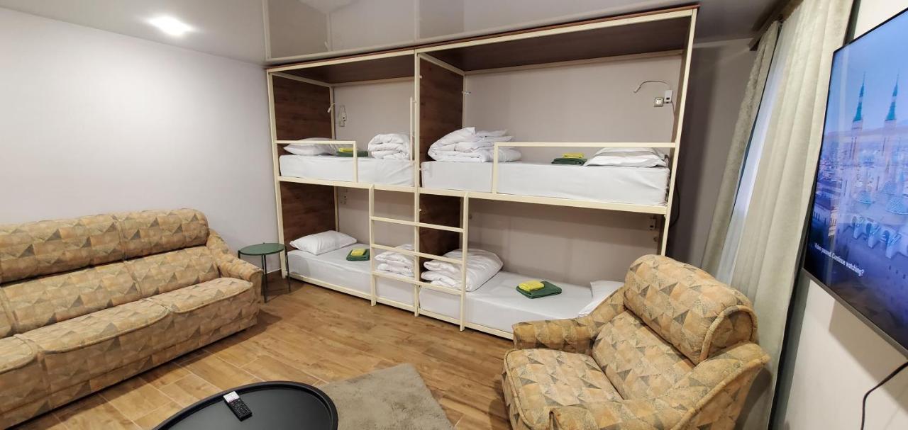 La Casa Emilioangi Hostel Yerevan Bagian luar foto